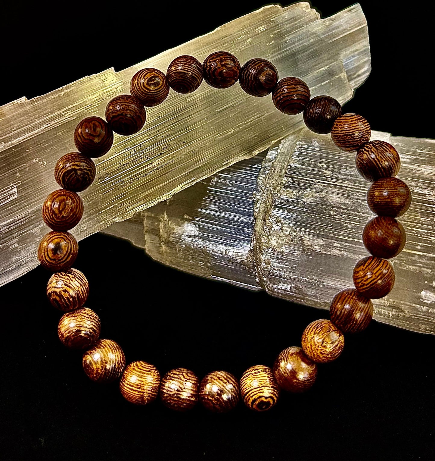 Pulsera de cuentas de madera Barely There – Estilo tierra ultraligero para hombres (muñecas grandes)