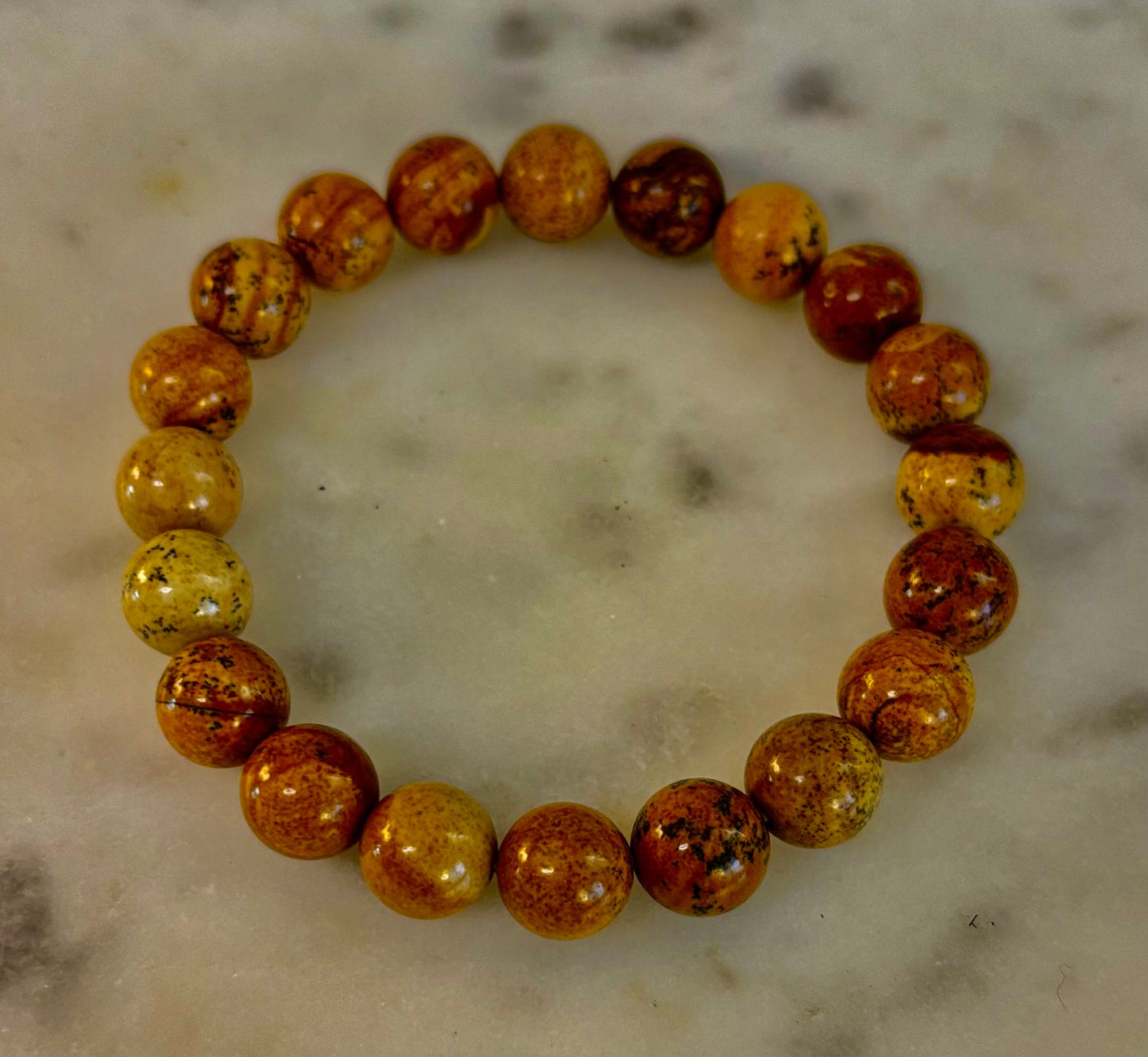 Pulsera de jaspe con imagen Viaje Terrestre – Infusión Reiki de 10mm (Muñecas Medianas-Grandes)