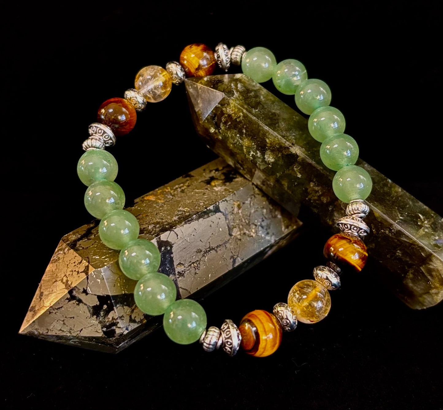 Pulsera de Intención Abundancia y Suerte – Citrino, Ojo de Tigre y Aventurina Verde Infusionados con Reiki