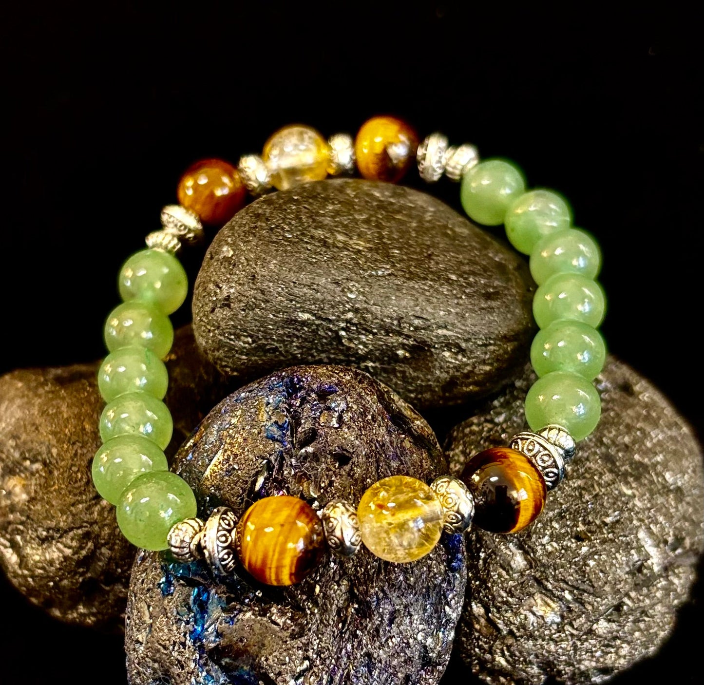 Pulsera de Intención Abundancia y Suerte – Citrino, Ojo de Tigre y Aventurina Verde Infusionados con Reiki