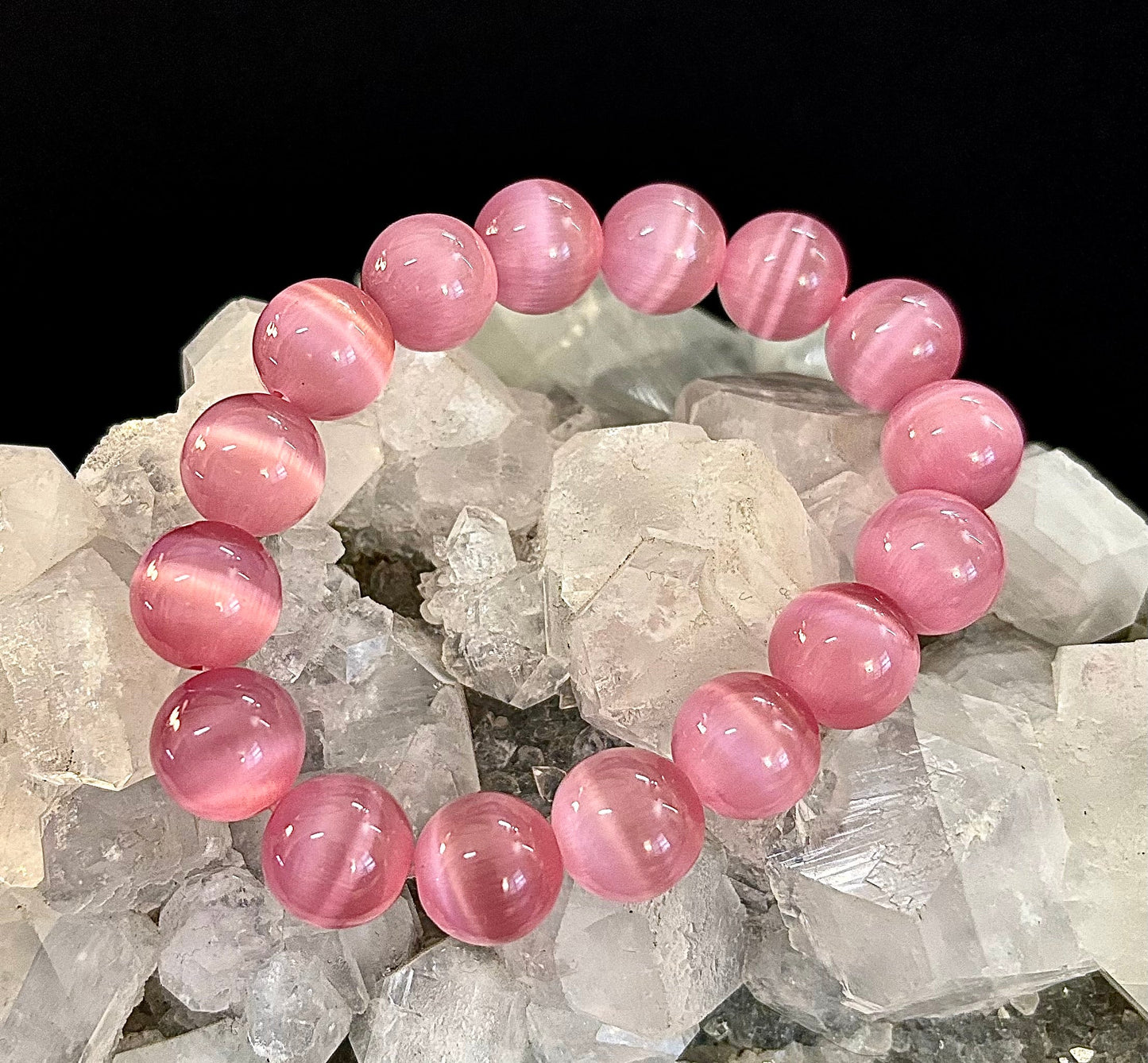 Pulsera Ojo de Gato Rosa (Cuentas de 12mm) – Pulsera Atrevida con Brillo Declarativo