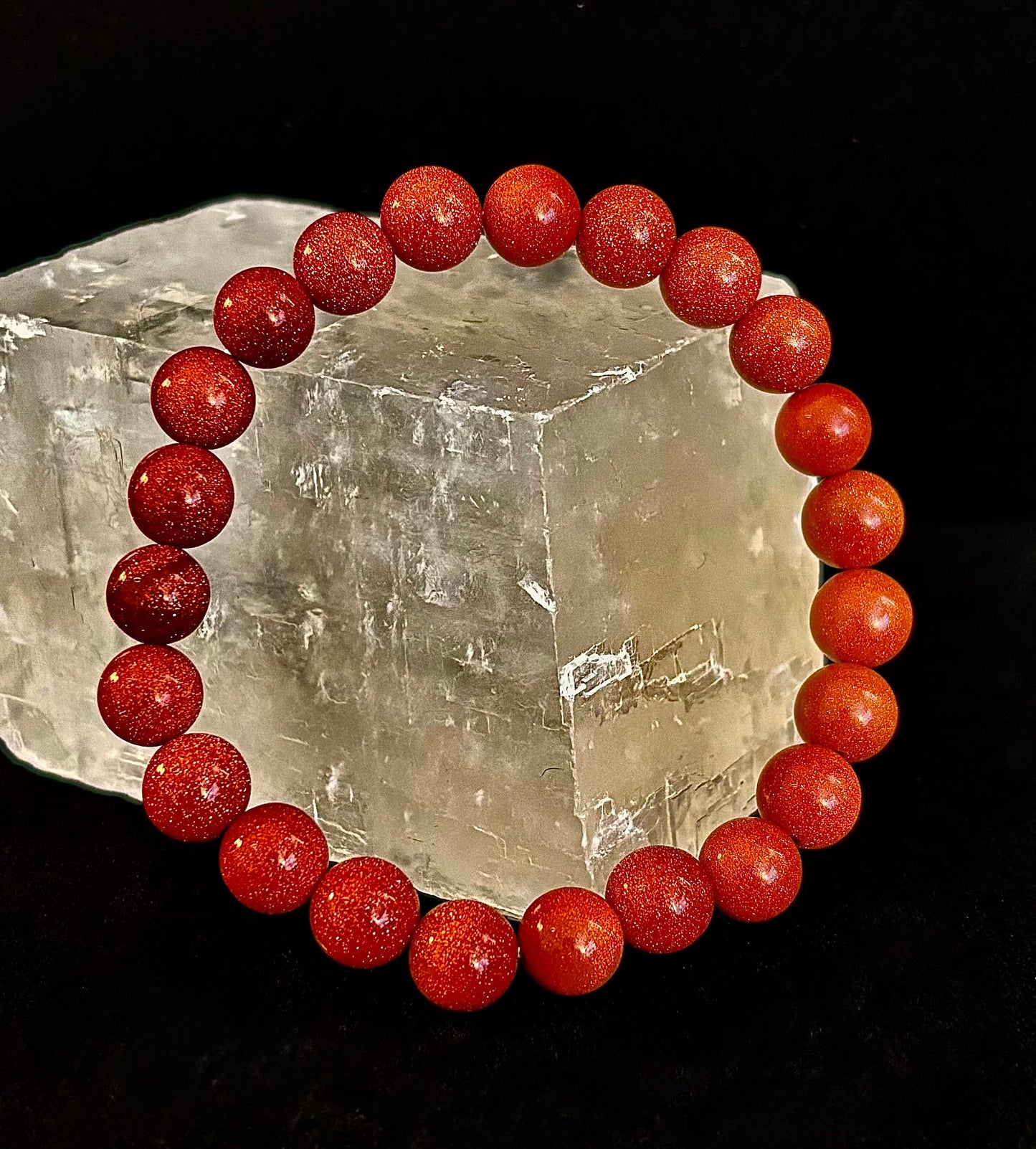 Pulsera de cuentas Goldstone – Confianza, ambición y energía positiva
