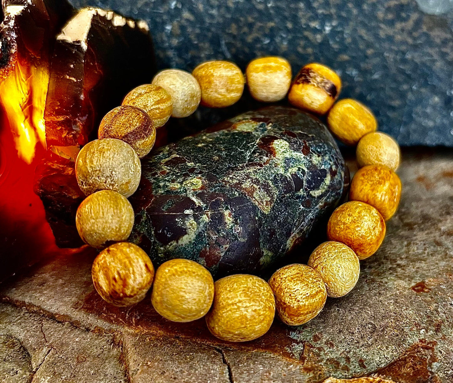 Pulsera de cuentas de Palo Santo – Energía limpiadora, calma y equilibrio enraizado