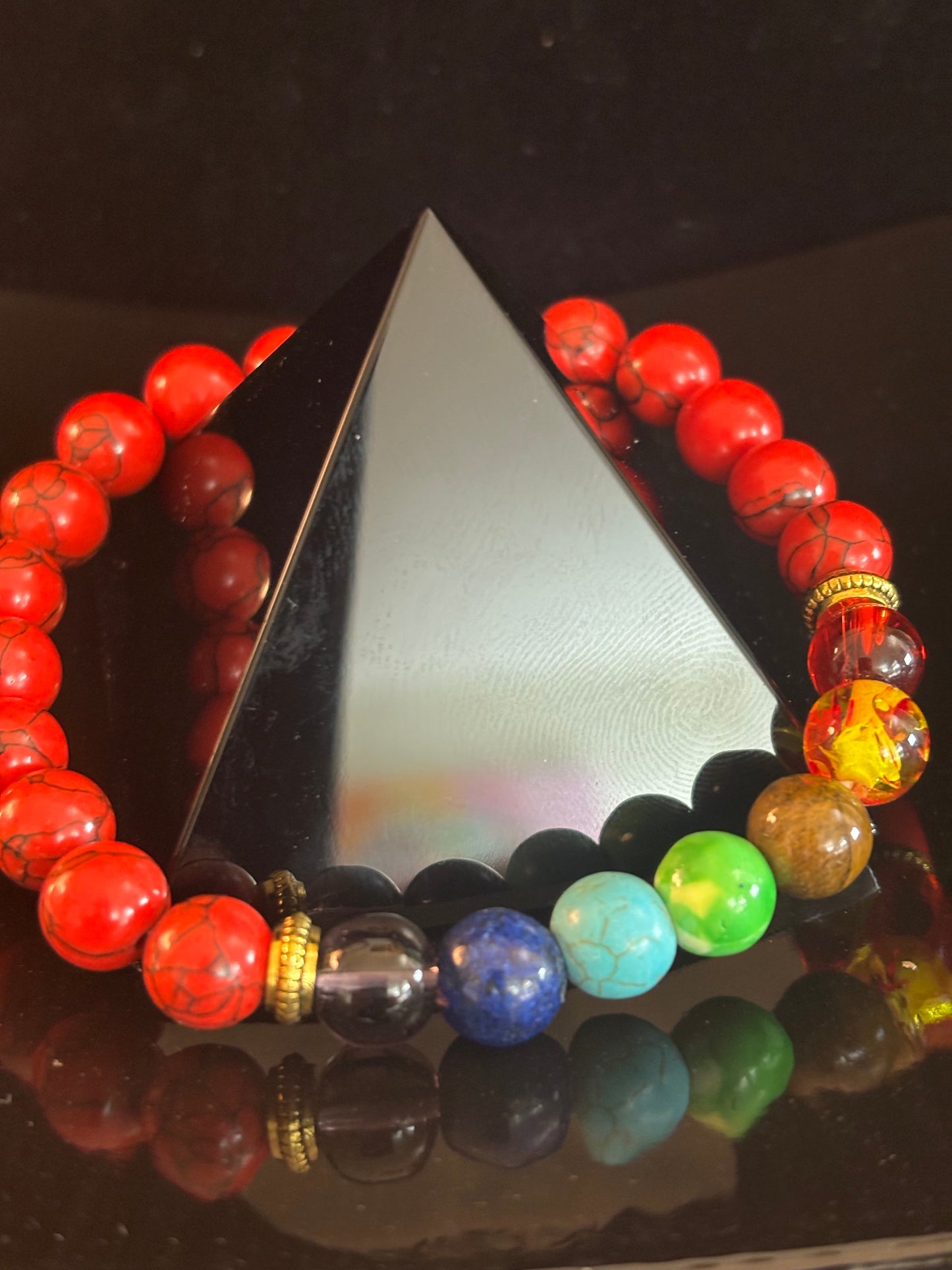 Pulsera energética de alineación de Chakras y Turquesa Roja – Cuentas de 8 mm para protección espiritual y vitalidad (muñecas medianas)