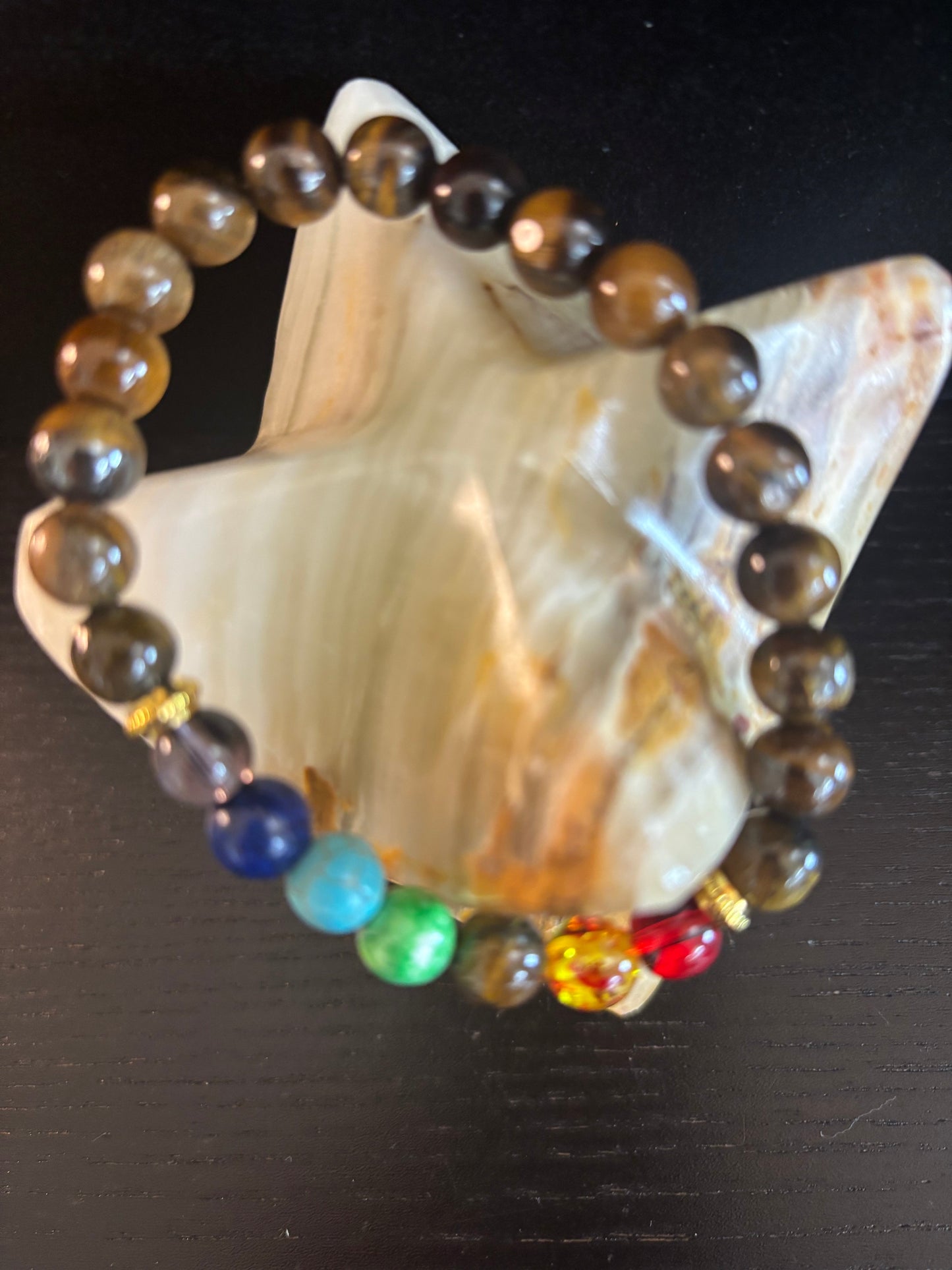 Pulsera Curativa de Ojo de Tigre para los Chakras – Fuerza, Protección y Energía Equilibrada (8mm)