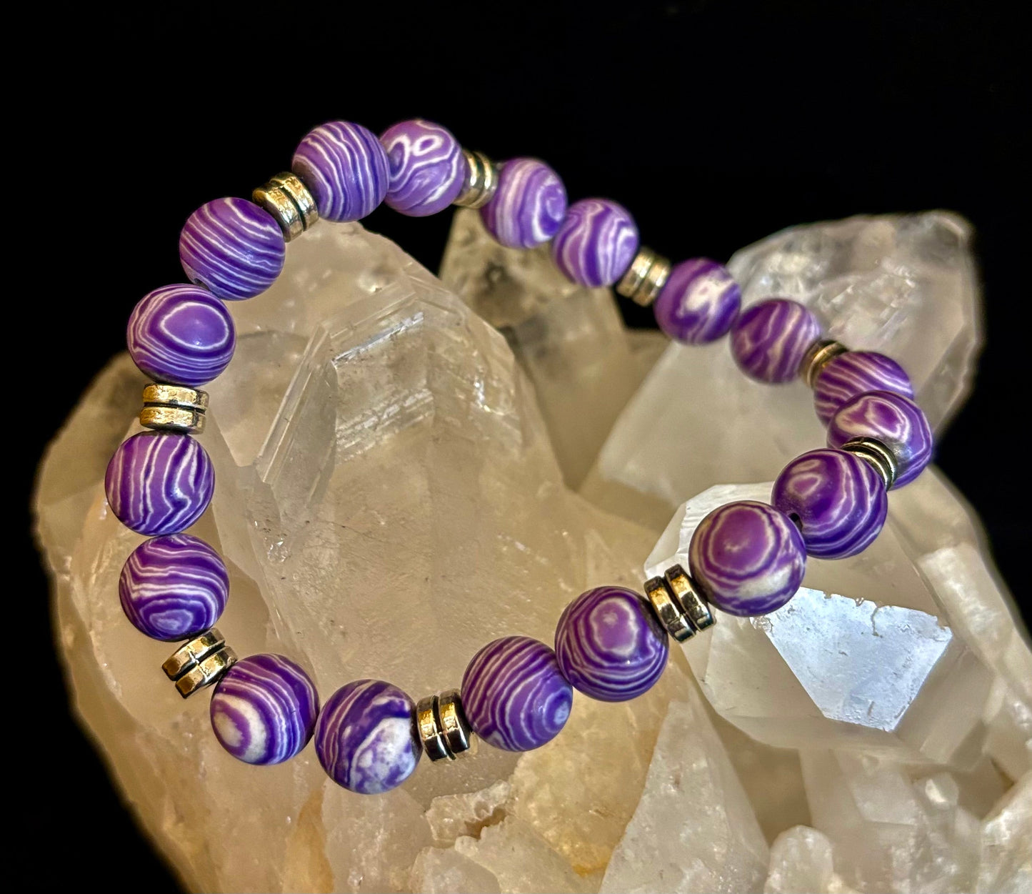 Pulsera Artesanal de Malaquita Morada - 8"-8.5" - Para Muñecas Grandes y Extra Grandes