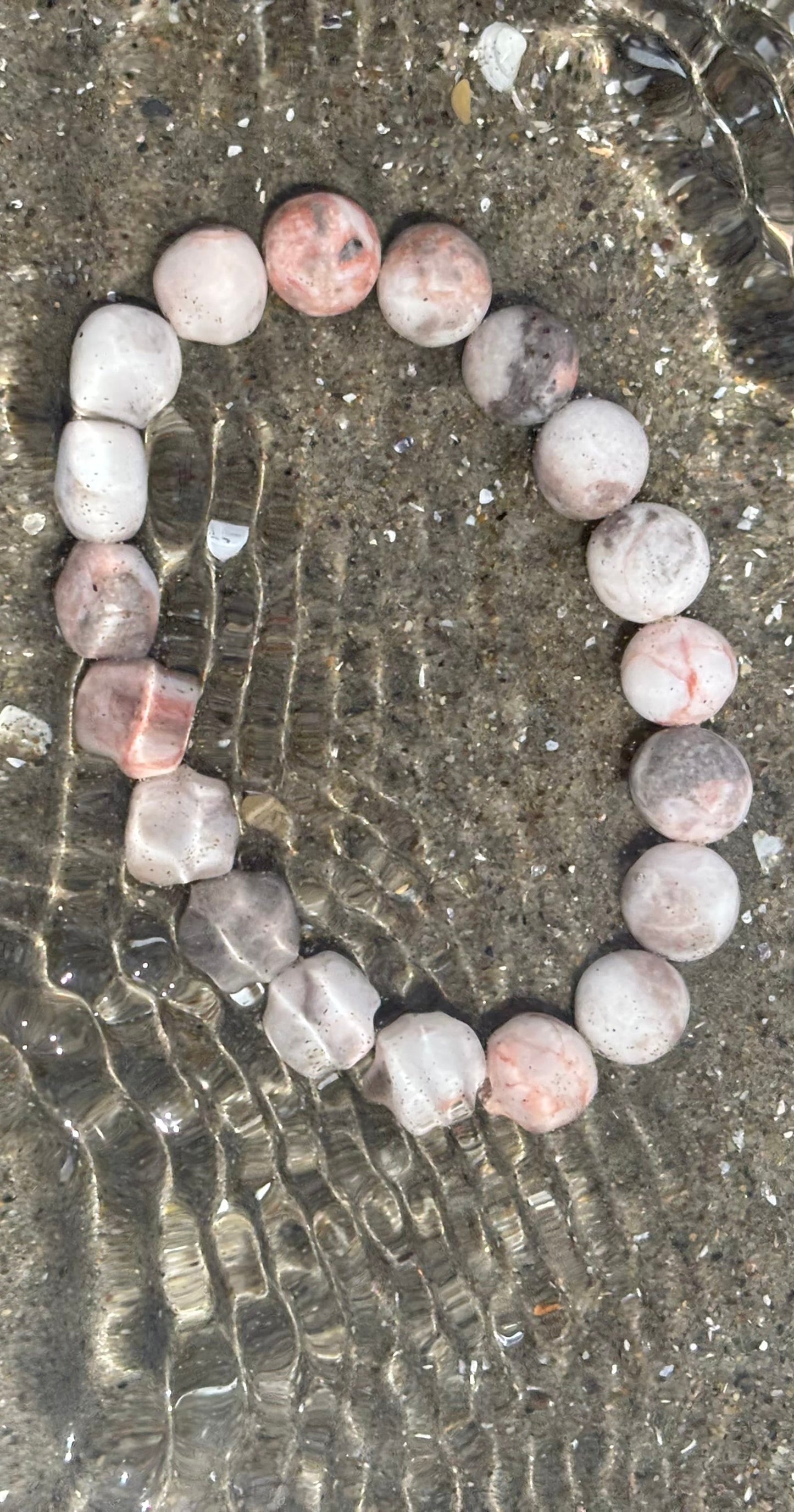 Pulsera de Cuencas Jaspe Cebra Rosa "Vibras Playeras" – Piedra Natural para la Calma, Confianza y Felicidad