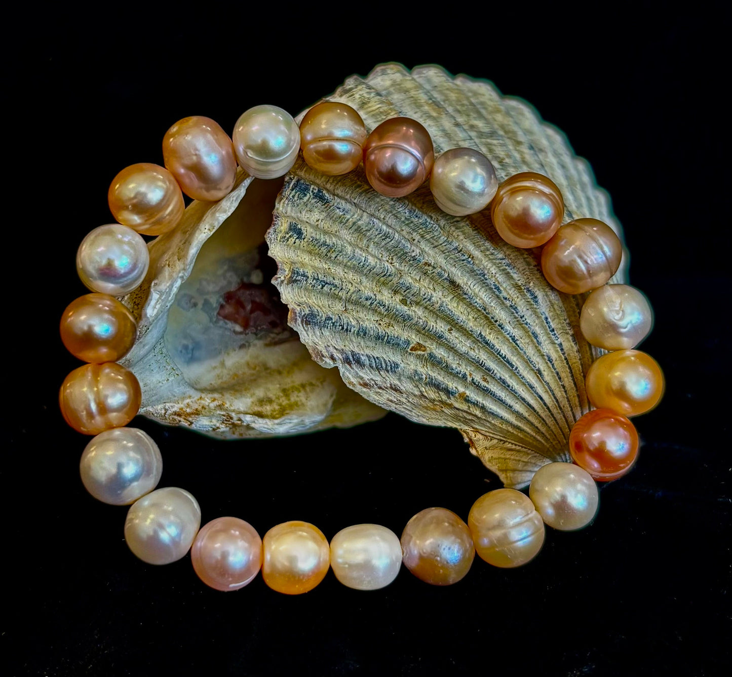 Pulsera elástica de perlas cultivadas de agua dulce — Pulsera de perlas barrocas multicolor para muñecas medianas
