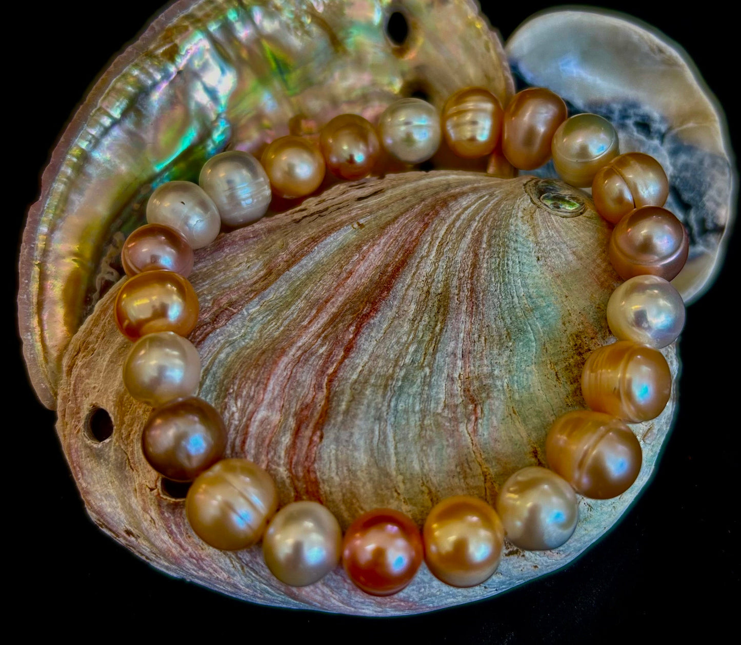 Pulsera elástica de perlas cultivadas de agua dulce — Pulsera de perlas barrocas multicolor para muñecas medianas