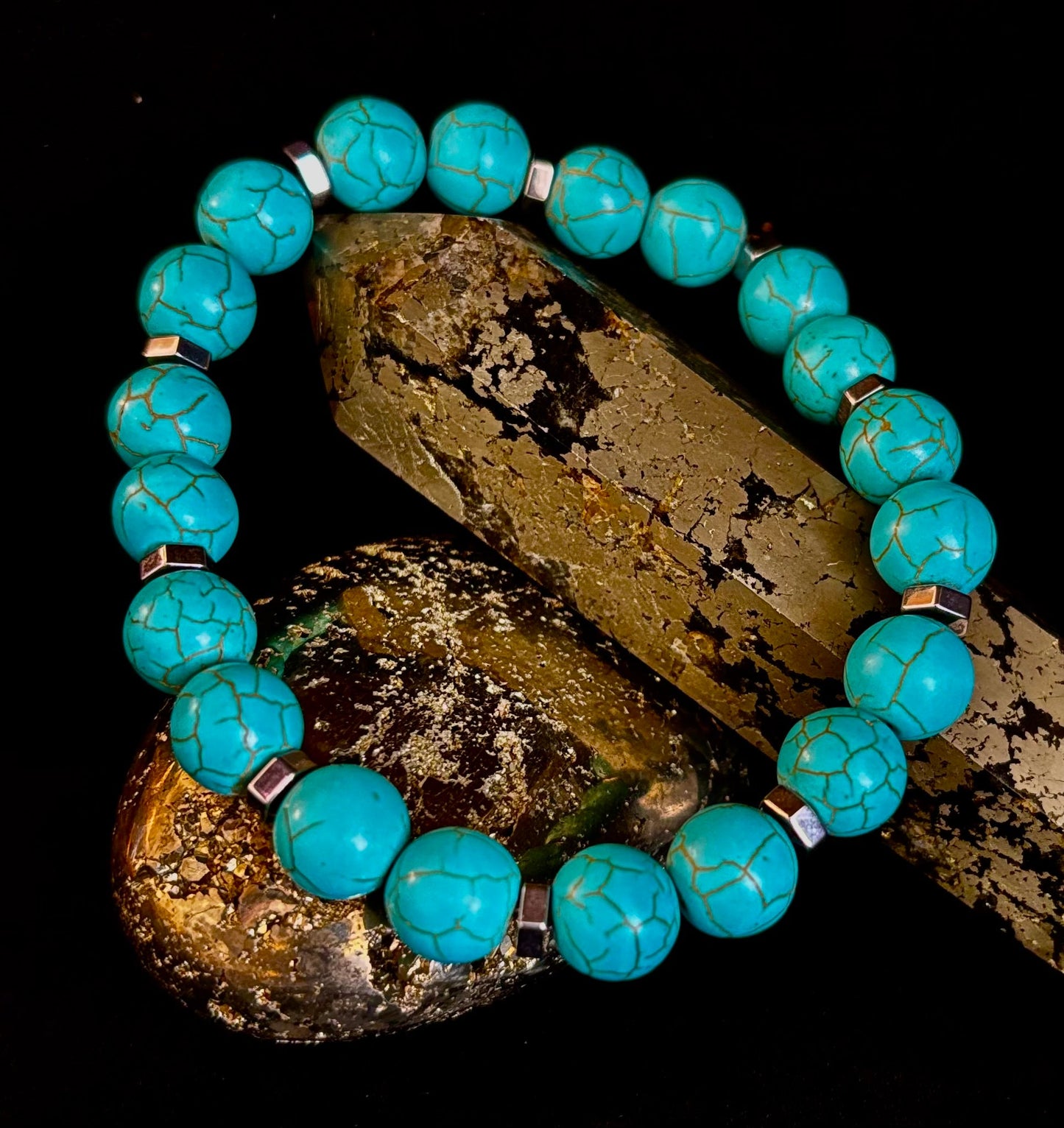 Pulsera de Howlita Turquesa con Separadores de Plata — Hecha a Mano en Puerto Vallarta — Pulsera Elástica de Piedra Natural Calmante (6.75"–7.5" Muñecas Medianas a Grandes)