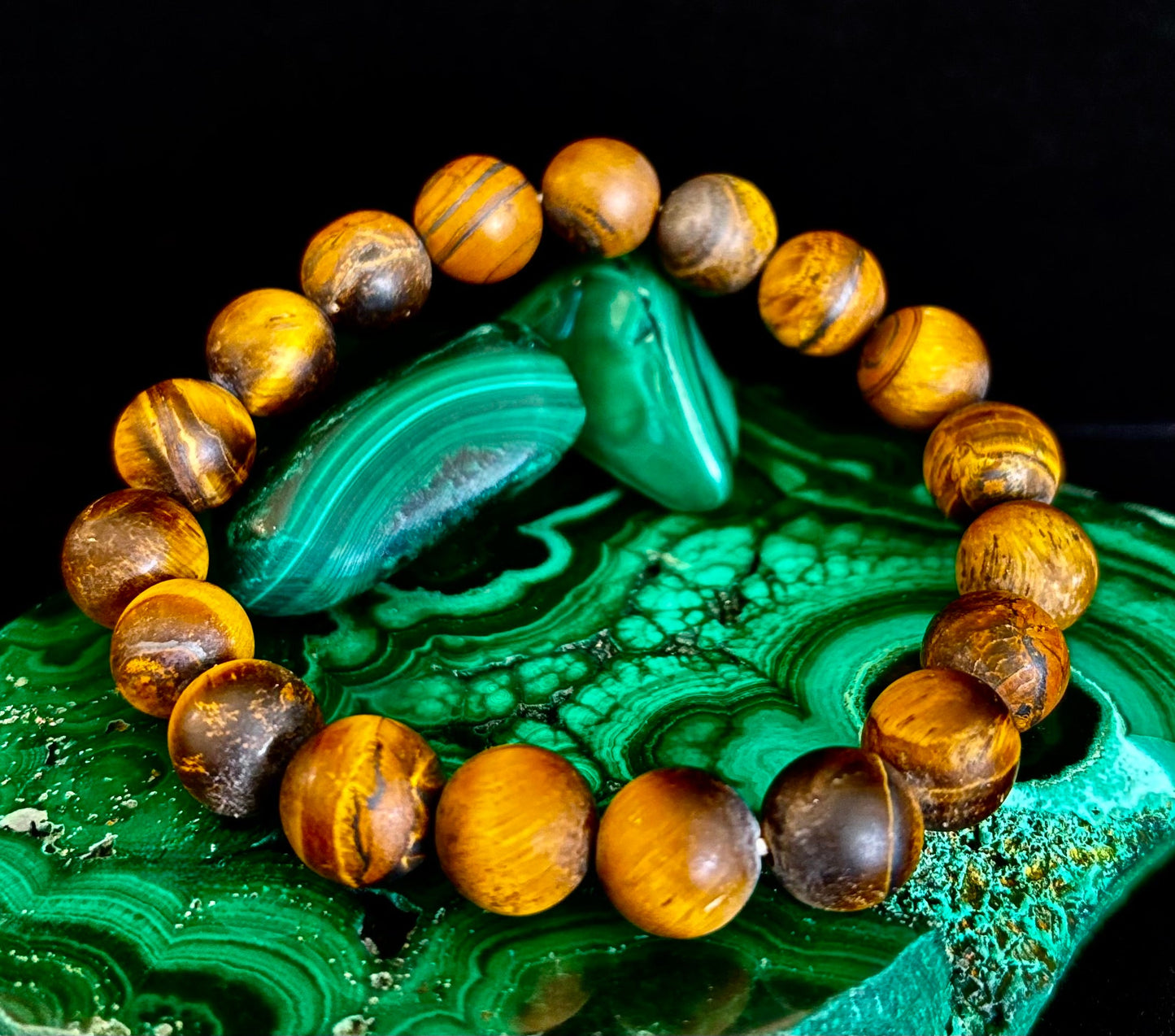 Pulsera Ojo de Tigre Mate — Pulsera elástica de Ojo de Tigre Genuino de 10 mm para Fuerza y Protección