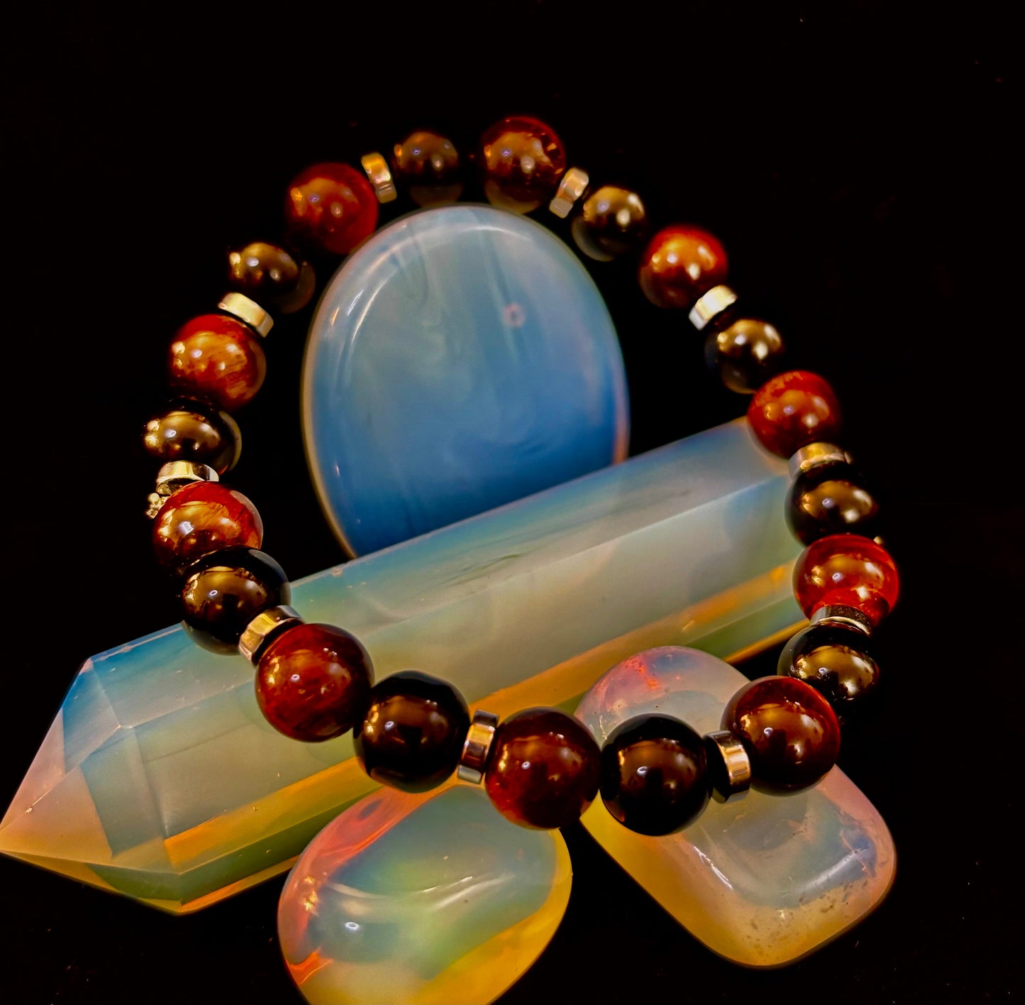 Pulsera energética Ojo de Tigre y Ónix Negro — Hecha a mano en Puerto Vallarta, México — Pulsera de piedras de protección y confianza para muñecas grandes