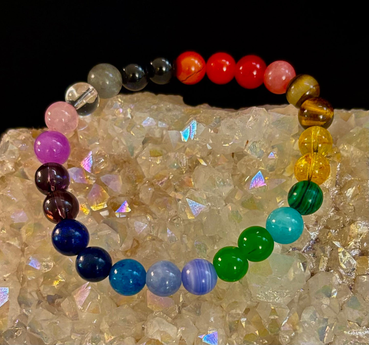 Pulsera Bohemio Sanadora de Chakras – Equilibrio Energético, Bienestar Espiritual y Estilo de Espíritu Libre