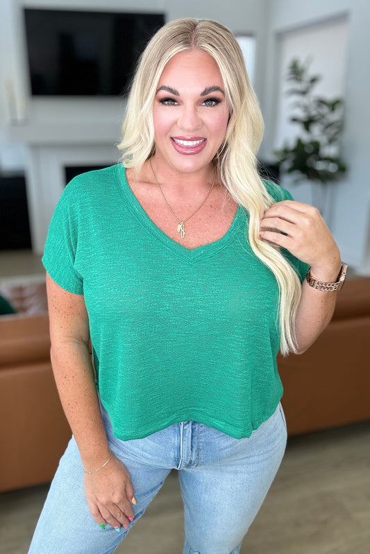 Camiseta clásica con cuello de pico en verde Kelly