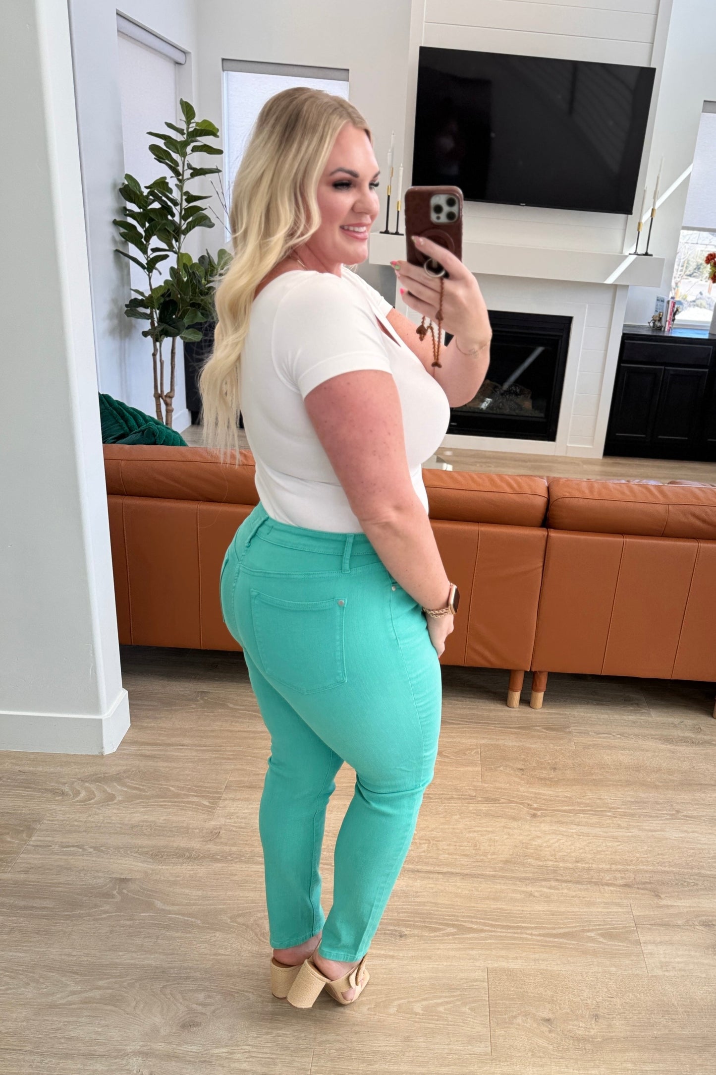 Bridgette Jeans Slim de Tiro Alto Teñidos en Prenda Color Aguamarina