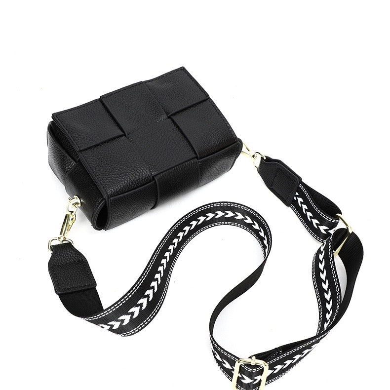 Bandolera Margot de cuero plegable