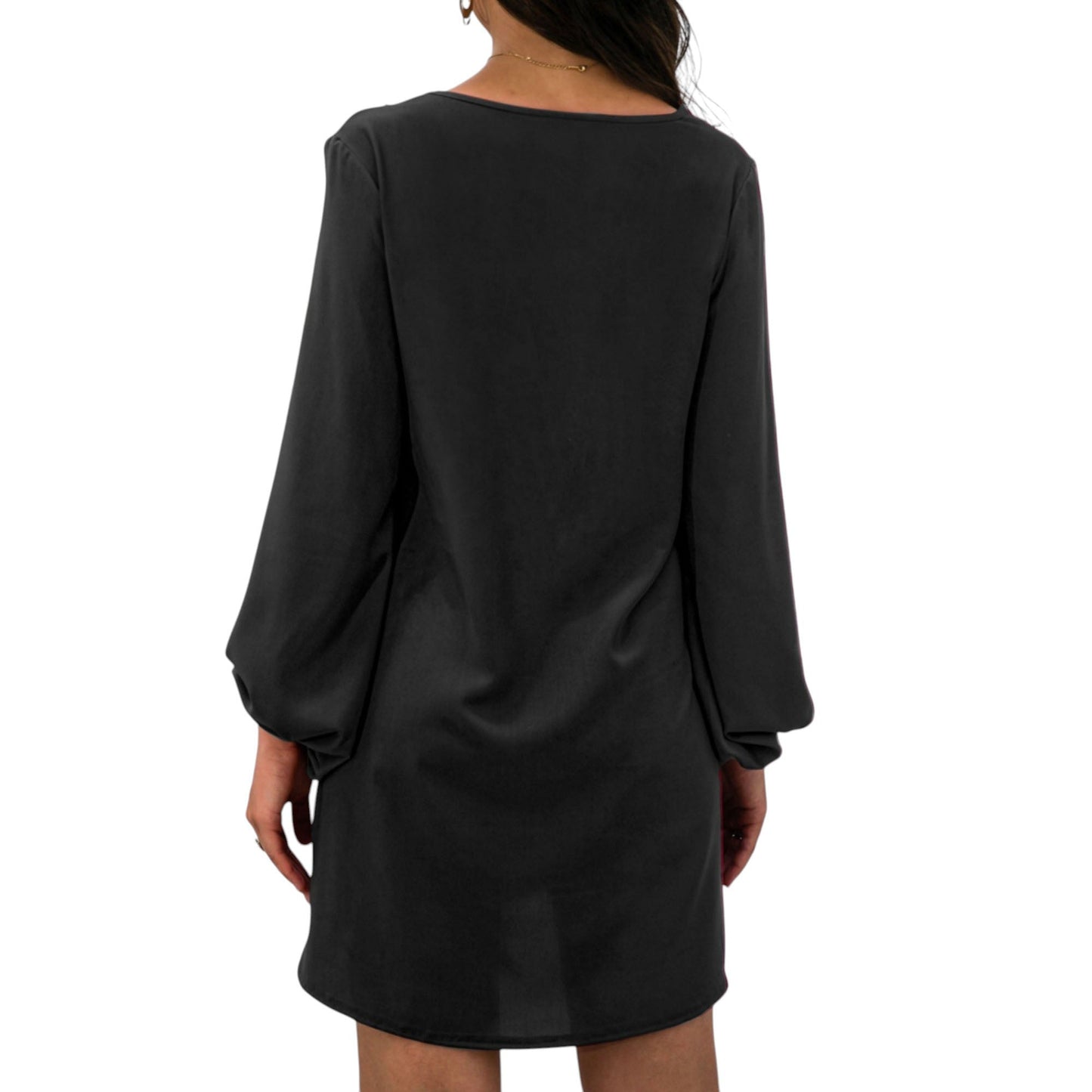 Minivestido de manga larga con cuello de pico y detalles de encaje