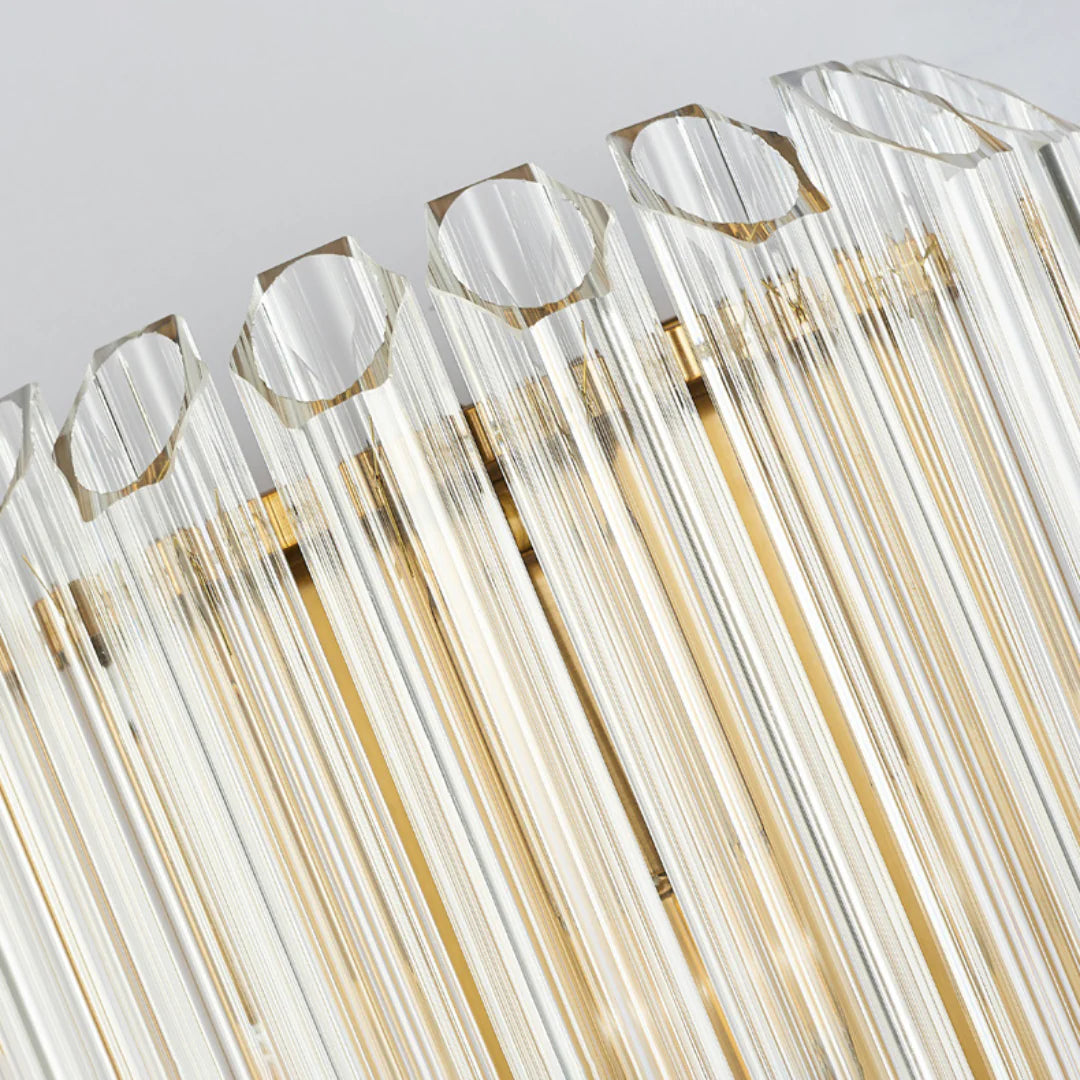Aplique de pared moderno de latón con varillas de cristal