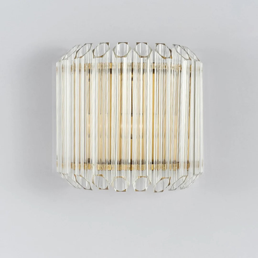 Aplique de pared moderno de latón con varillas de cristal