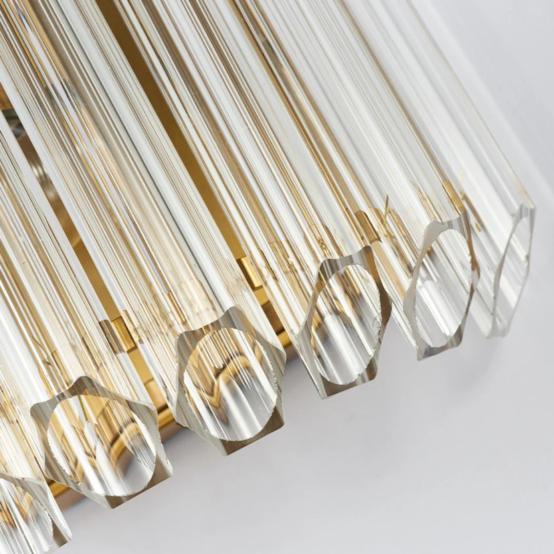 Aplique de pared moderno de latón con varillas de cristal