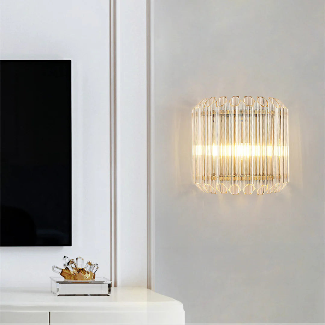 Aplique de pared moderno de latón con varillas de cristal