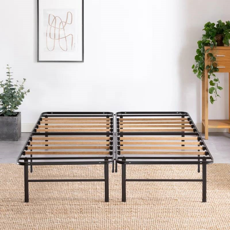 Estructura de cama King size de metal con láminas de madera de bambú
