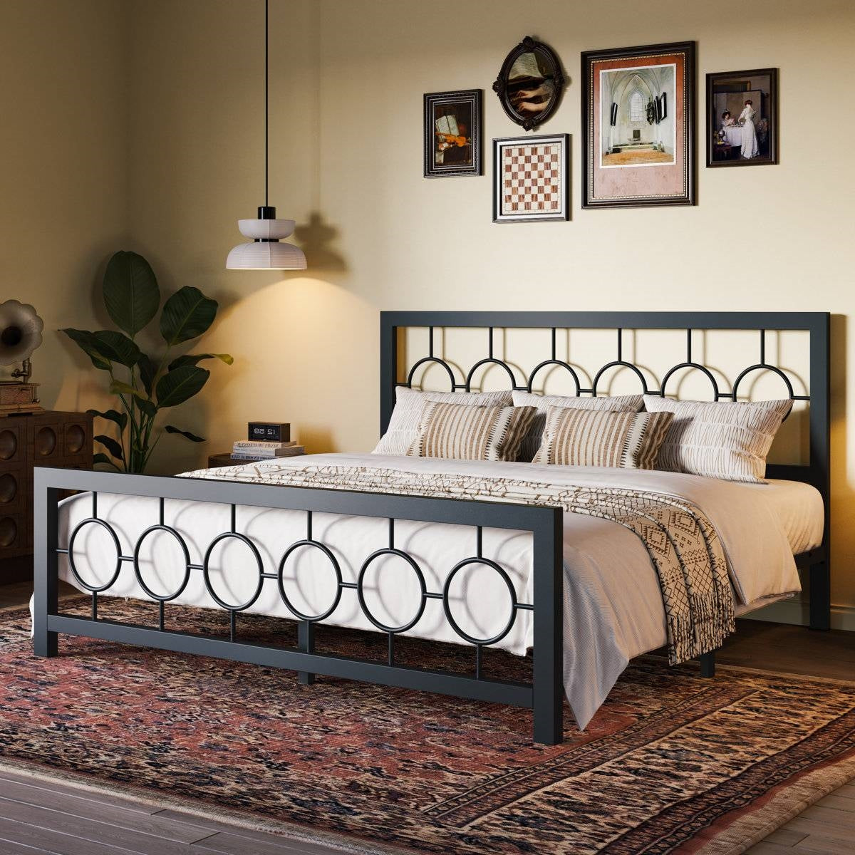 Base de cama de plataforma King Black Metal con cabecero y pie de cama con medallón circular