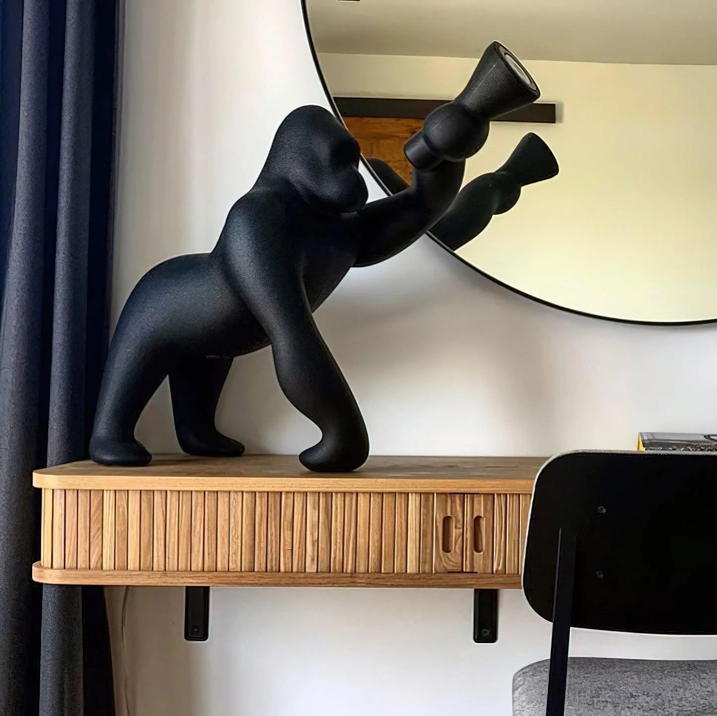 Lámpara de pie Escultura Kong