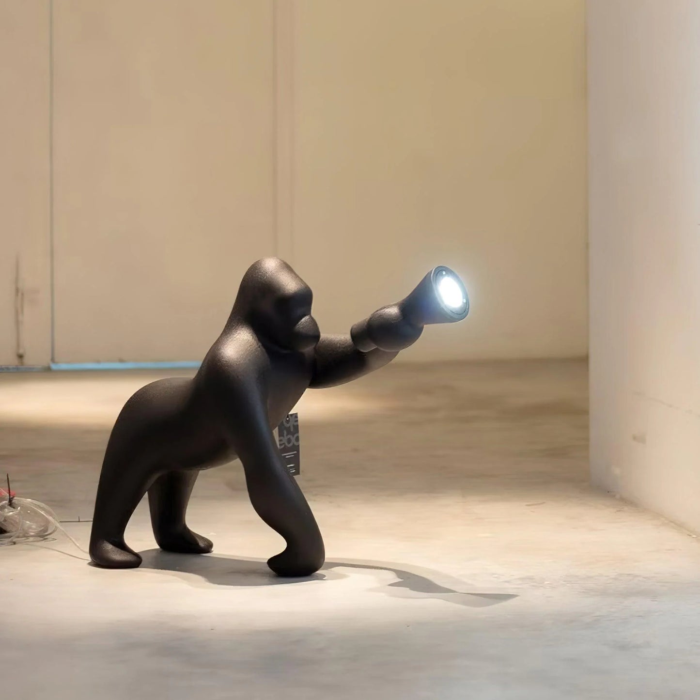 Lámpara de pie Escultura Kong