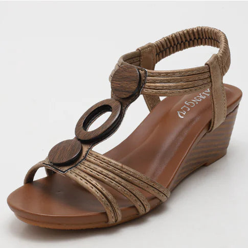 Zapatos grandes de estilo romano retro