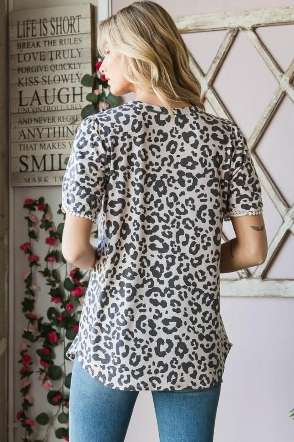 Trendsi Leopard Print Tee With Petal Sleeves — Casual Round Neck