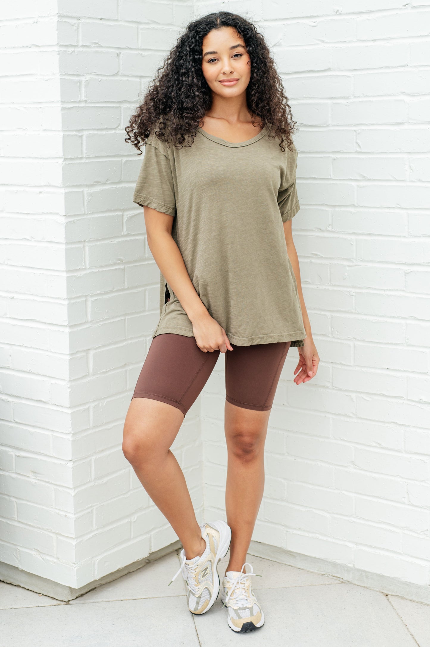 Camiseta Let Me Live Relaxed en color Verde Militar