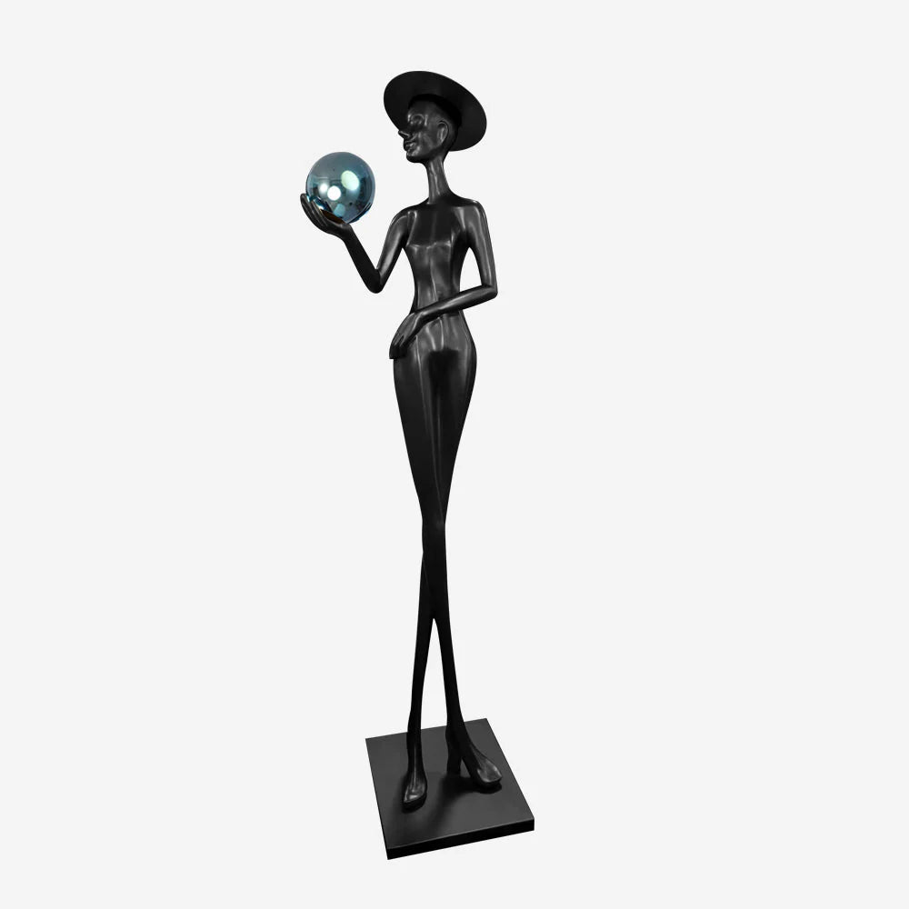 Lámpara de pie con figura escultural Lexa