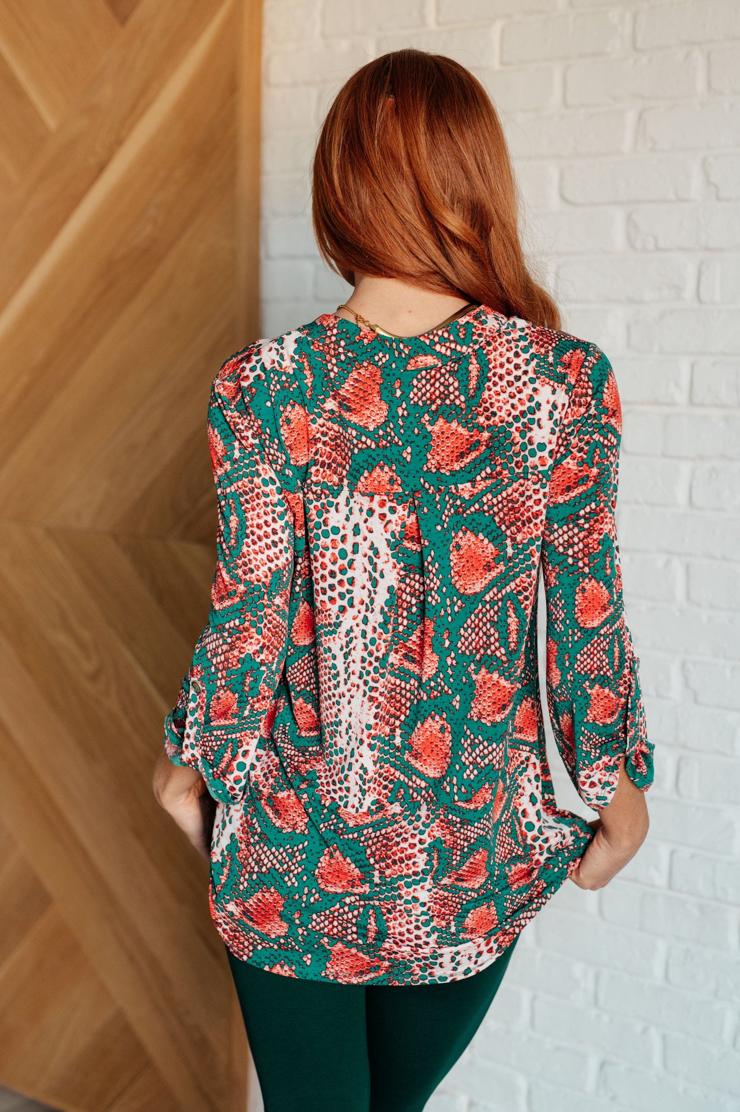 Top Lizzy en estampado serpiente turquesa