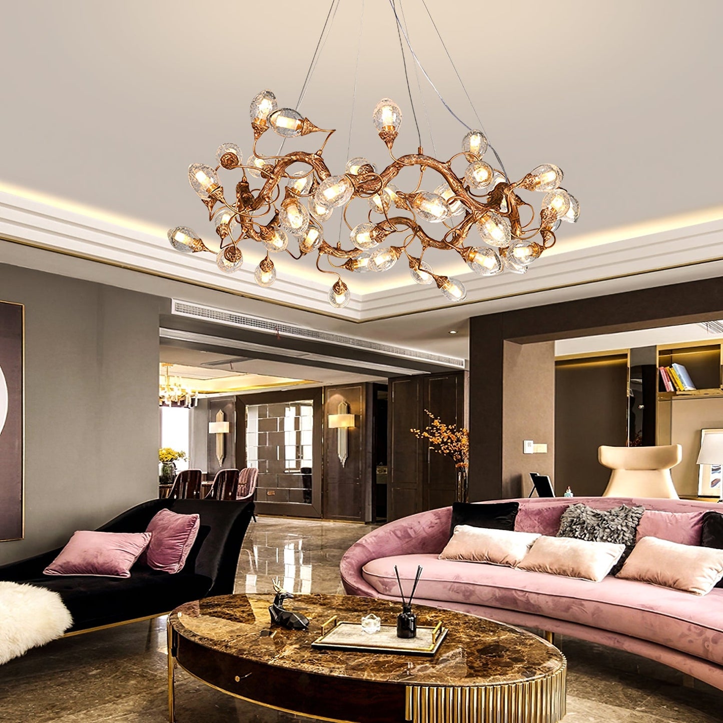 Candelabros de latón de loto