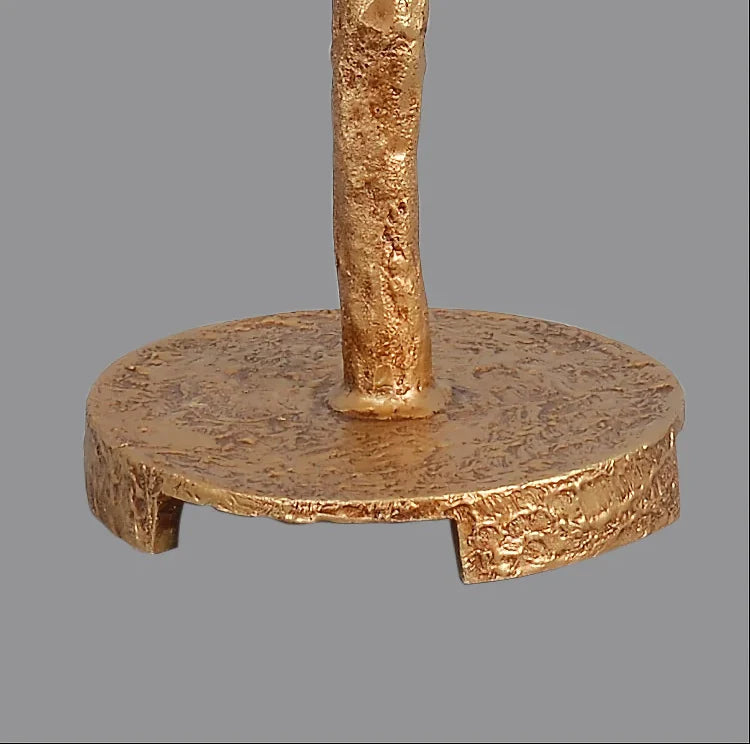 Lámpara de mesa Lotus de latón