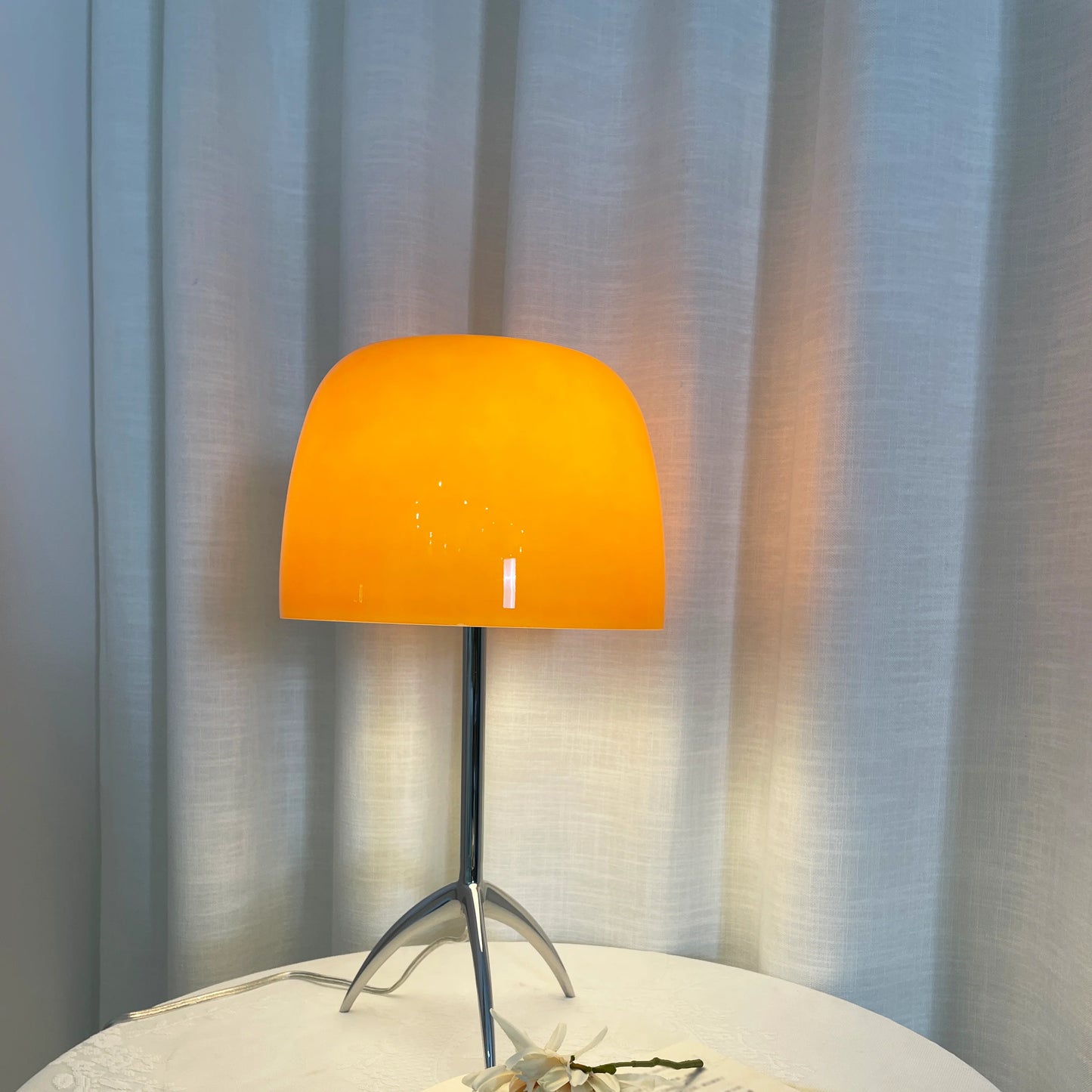 Lámpara de mesa de cristal Lumiere