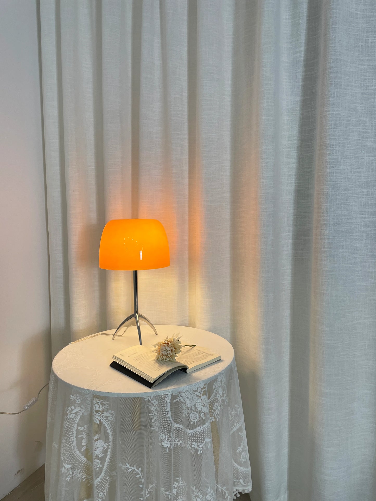Lámpara de mesa de cristal Lumiere