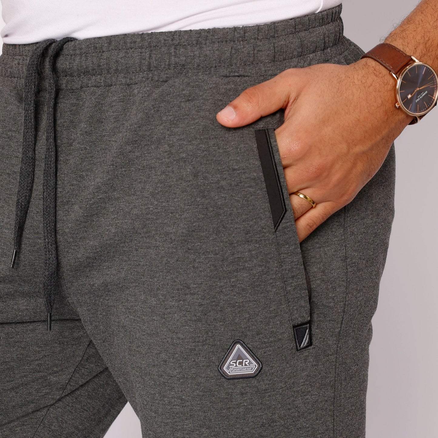 Pantalones de chándal deportivos cómodos para todo el día - Conicos (Corte Regular)