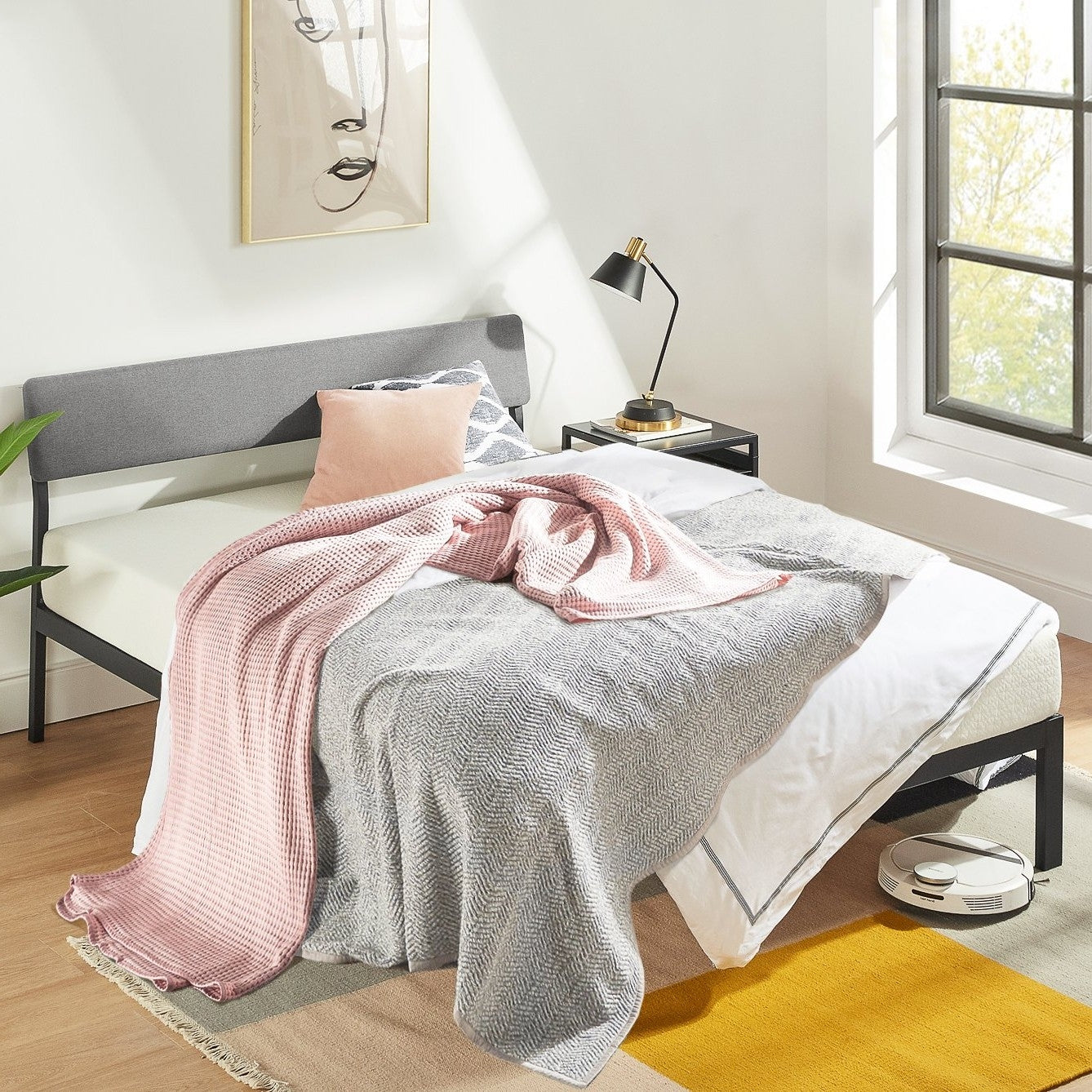 Cama Plataforma Queen Size de Metal con Cabecero de Tela Suave Gris y Somier de Láminas de Madera