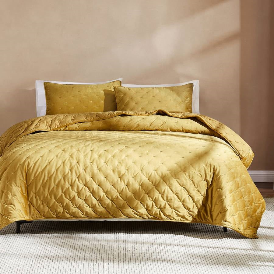 Juego de colcha de 3 piezas de terciopelo amarillo mostaza bordado, lujosamente suave, tamaño Full / Queen