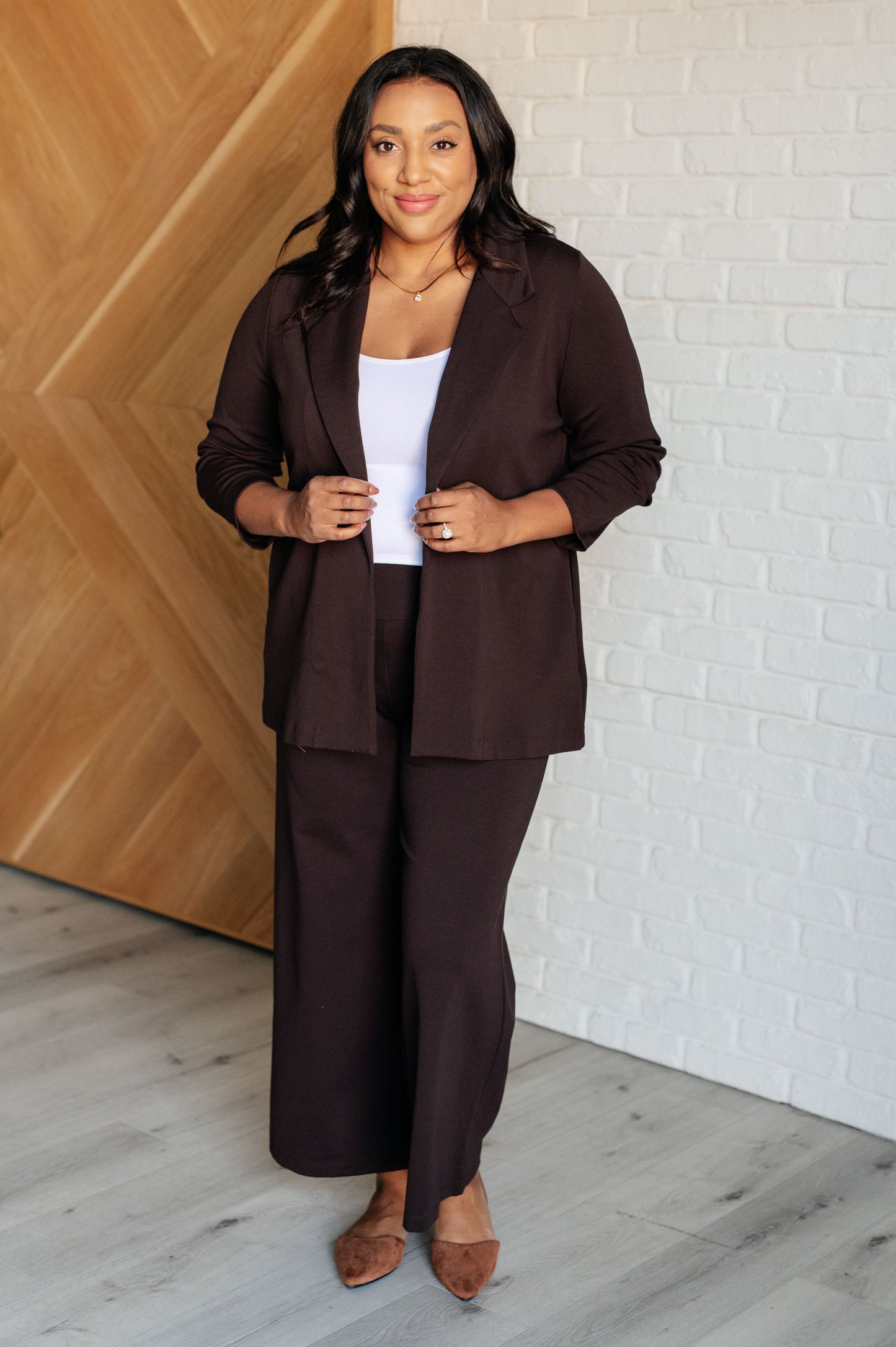 Pantalones Magic Capri de Pierna Ancha en Chocolate