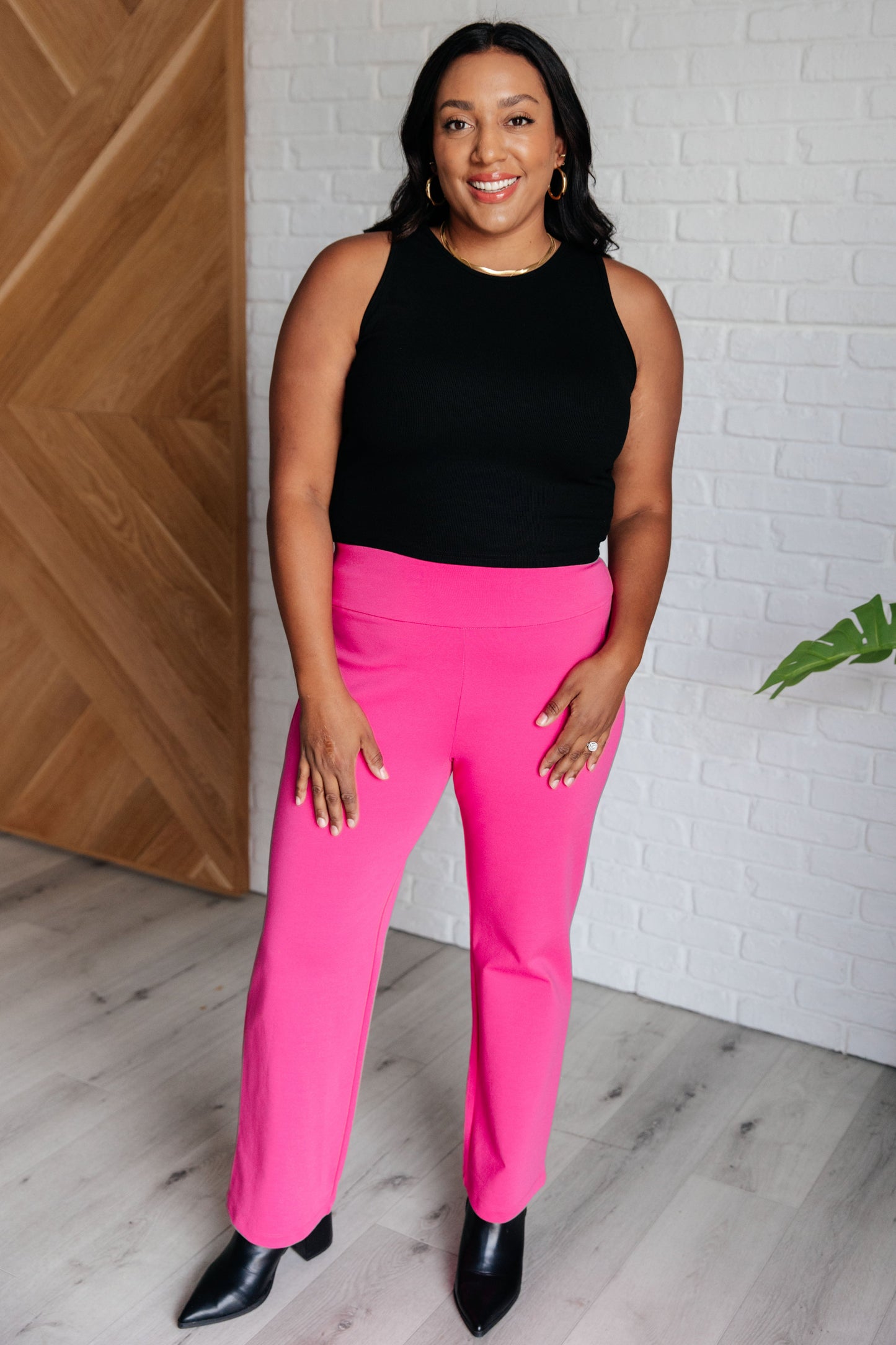 Pantalones Magic Straight en rosa intenso
