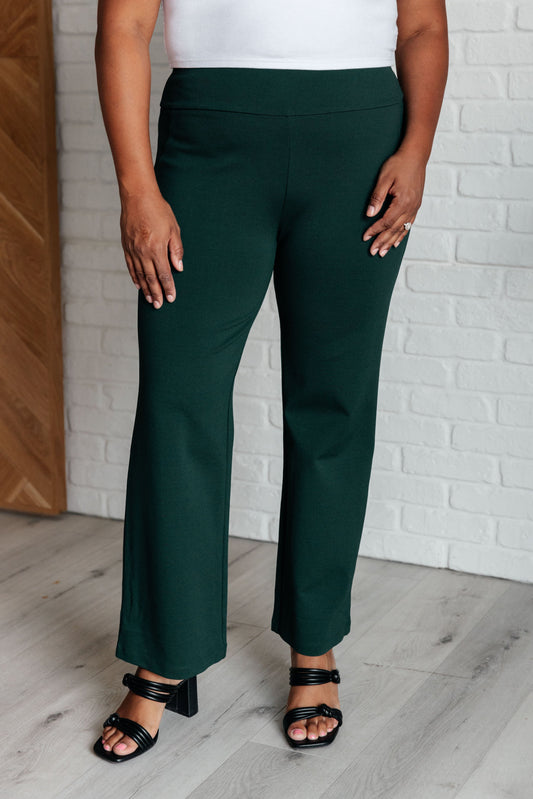 Pantalones Magic Straight en Verde Cazador