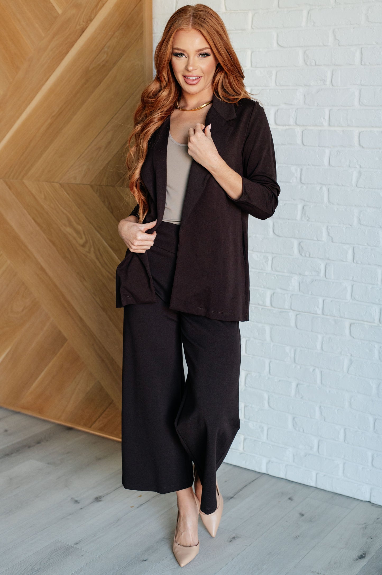 Pantalones Magic Capri de Pierna Ancha en Chocolate