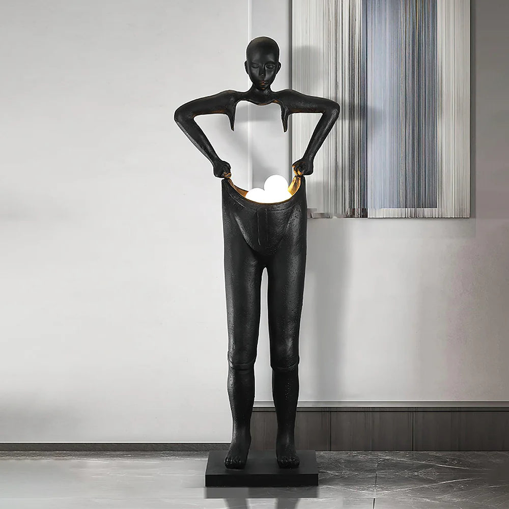 Lámpara de pie de estatua de hombre con pantalones