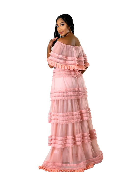 Maxivestido con hombros descubiertos {prenda interior incorporada}