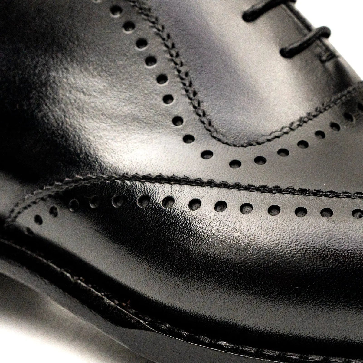 Black Wingtip Cow Leather Oxford Shoes