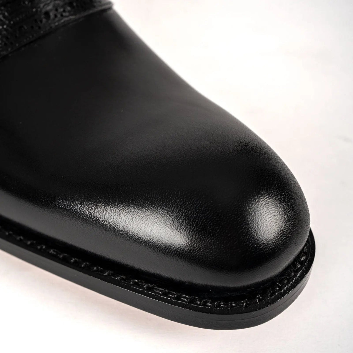 Black Plain-Toe Cow Leather Oxford Shoes