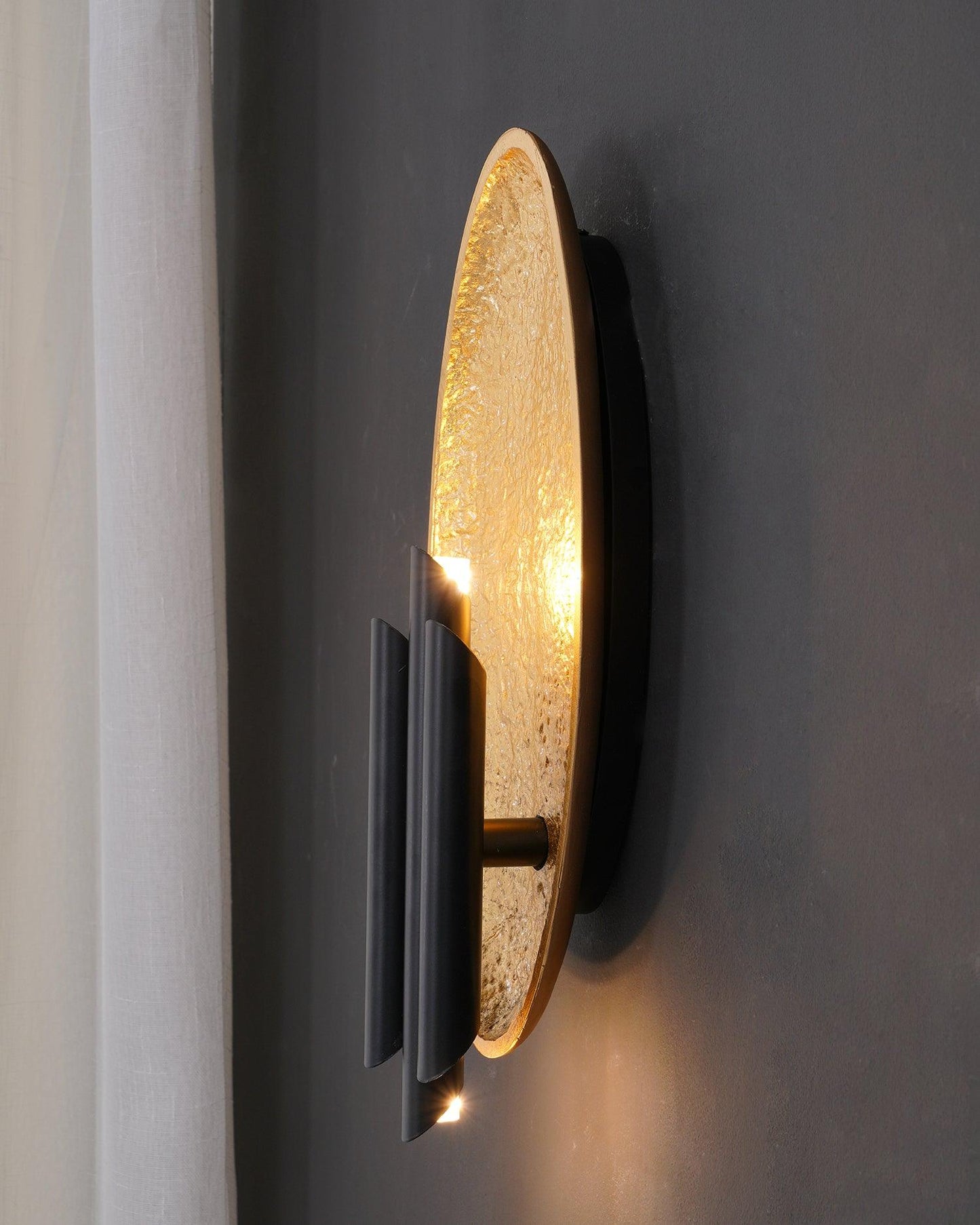 Aplique de pared metálico